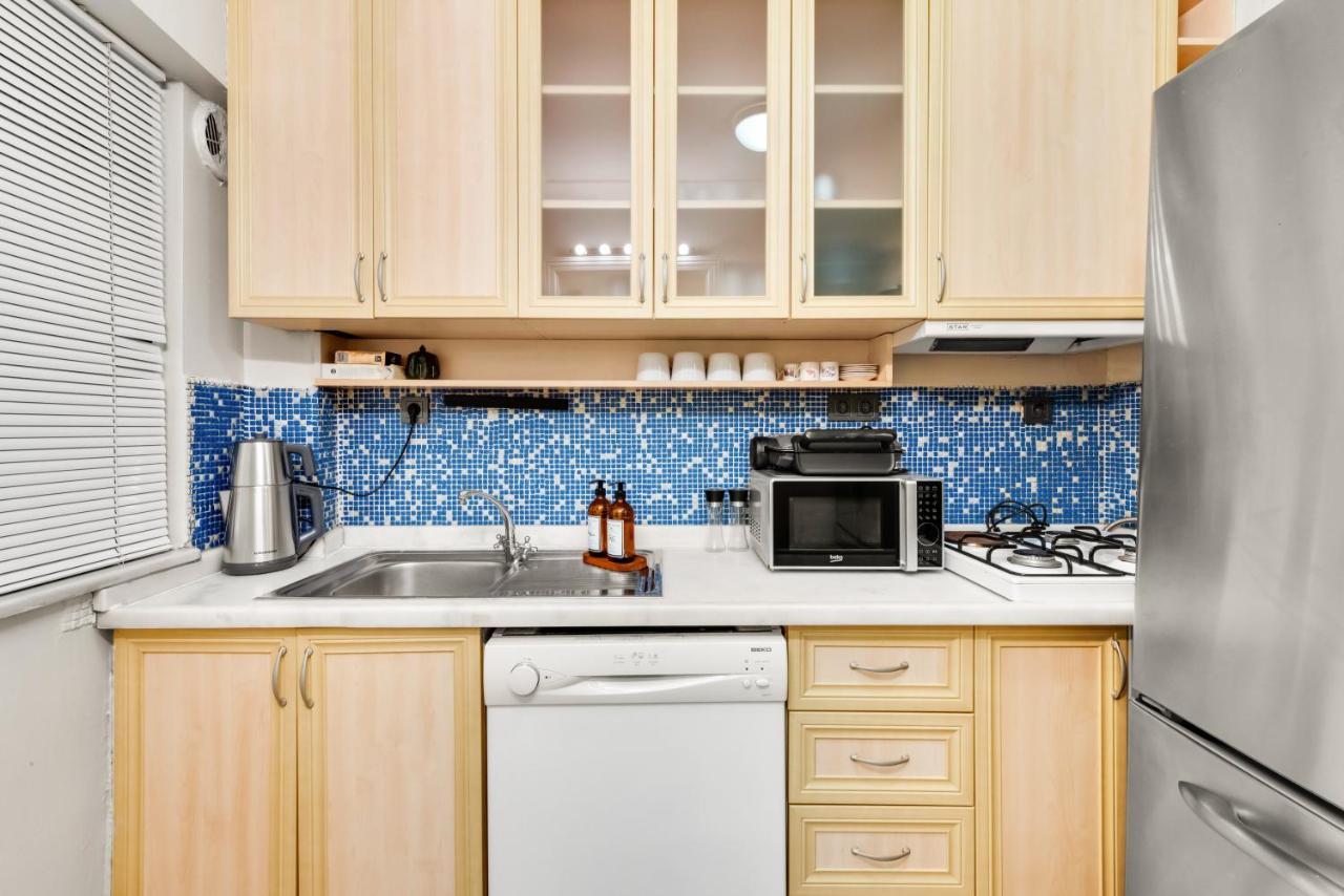 Modern Flat In The Heart Of Istanbul Apartment ภายนอก รูปภาพ